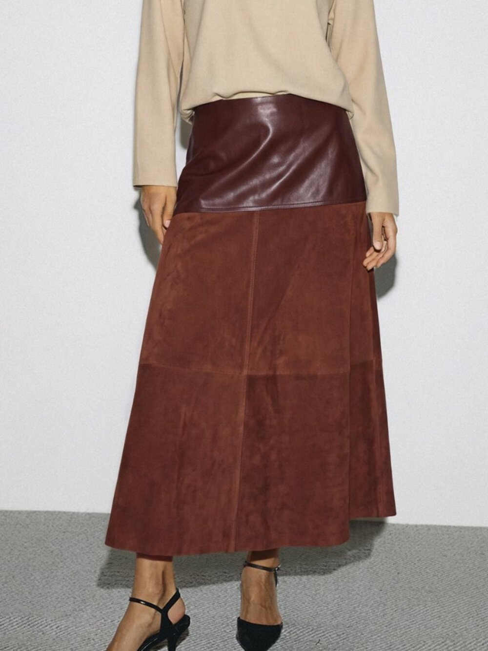 Brown Casual Women's Pleated Regular Fit A Line Mid Waist Knee Length Skirt
